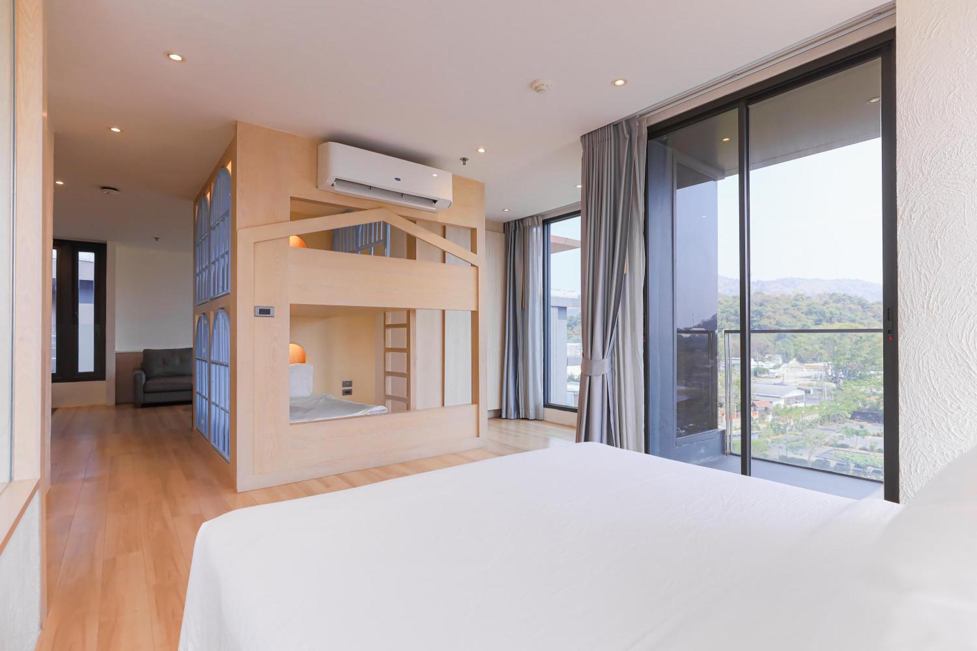 Balcony Seaside Sriracha Hotel & Serviced Apartments Si Racha Eksteriør bilde