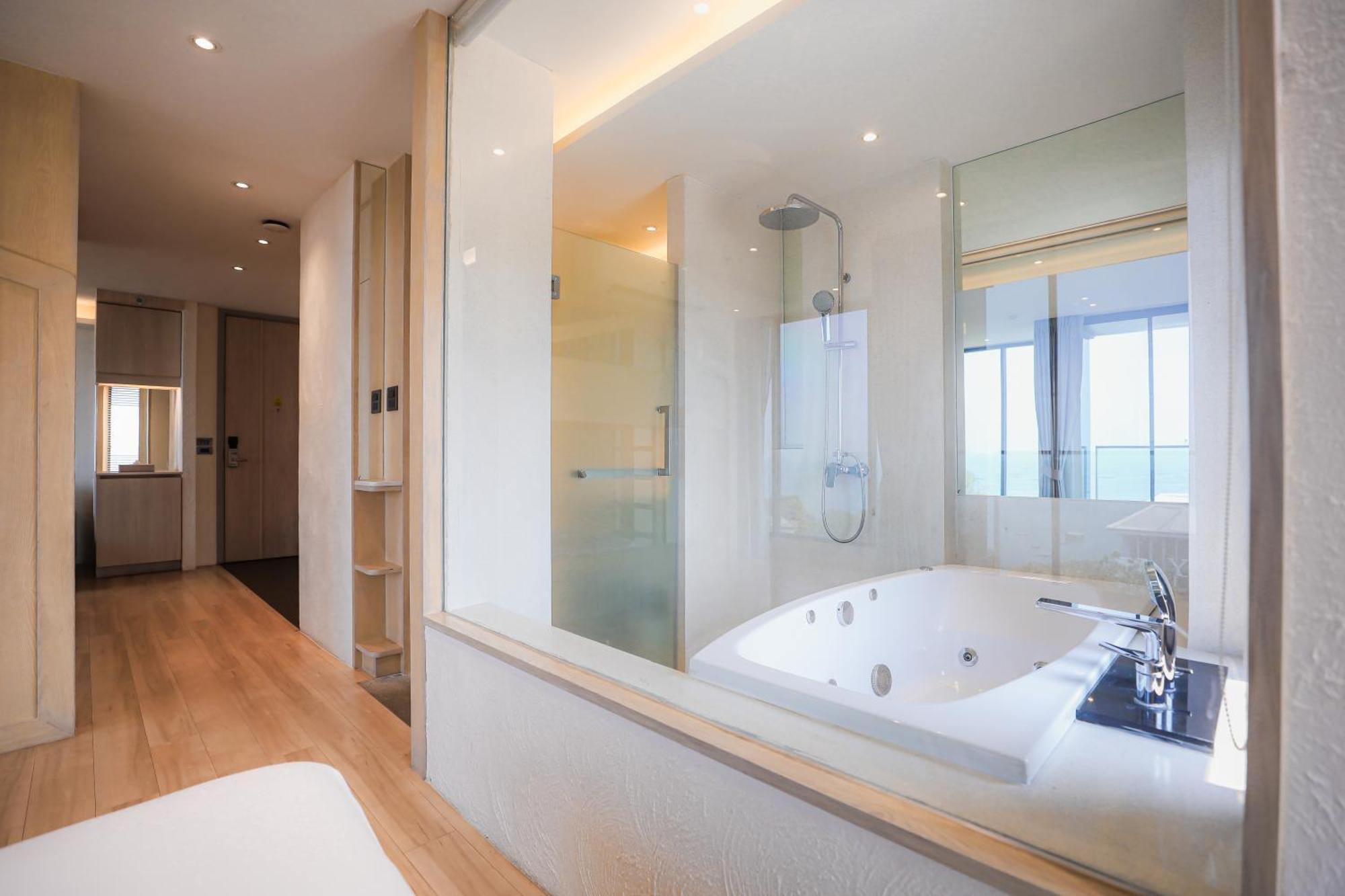Balcony Seaside Sriracha Hotel & Serviced Apartments Si Racha Eksteriør bilde